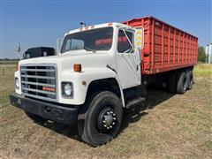 1986 International F1954 T/A Grain Truck 