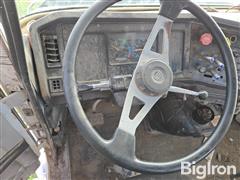 items/b761df234fbfef1195f6000d3a620d5e/1996volvowca64ttatrucktractor-2_9f6534e4861b4da89c6d81b8e8c567f4.jpg