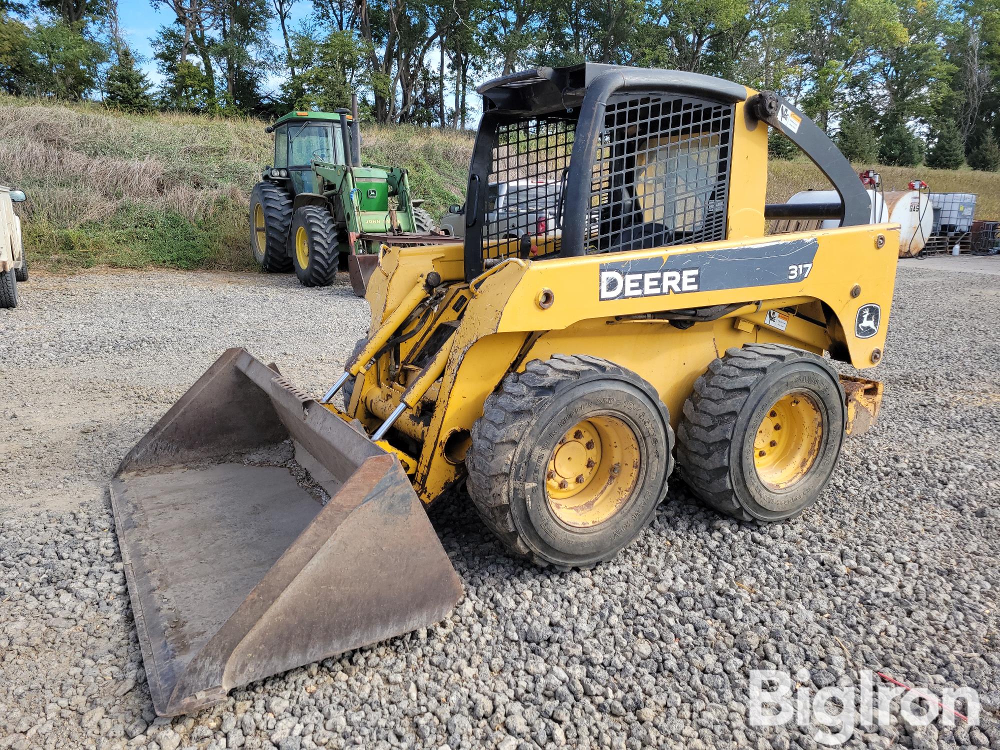 John Deere 317 Skid Steer 