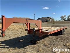 1977 Hale T/A Gooseneck Flatbed Trailer 