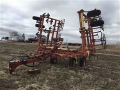 Krause 4330A Chisel Plow 