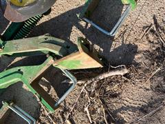 items/b7d5ff2380efed11a81c6045bd4cc723/johndeere1770planterunits-2_3296635f4ac14f5faeb0ca1e7cc36a6a.jpg