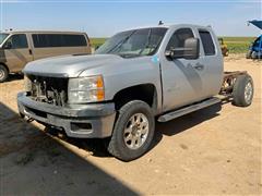 2013 Chevrolet Silverado 2500 HD 4x4 Extended Cab & Chassis 