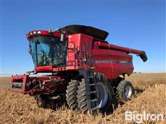 2007 Case 8010 Combine 