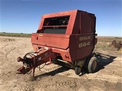 New Holland 664 Round Baler 