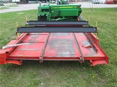 items/b8537e0ba3a9eb1189ee00155d42e7e6/johndeere348smallsquarebalerwithaccululator_29238cbca0234a3eb0c2d0a76984c69d.jpg