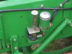 items/b8537e0ba3a9eb1189ee00155d42e7e6/johndeere348smallsquarebalerwithaccululator_375edfdd7b7a4f55af34f4c652d2d0a4.jpg