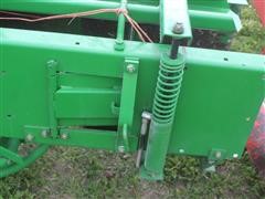 items/b8537e0ba3a9eb1189ee00155d42e7e6/johndeere348smallsquarebalerwithaccululator_7c49bee486cc4486910d199f09ffcec8.jpg