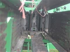 items/b8537e0ba3a9eb1189ee00155d42e7e6/johndeere348smallsquarebalerwithaccululator_a36d86a33a9143129353a5d3d38f28f8.jpg