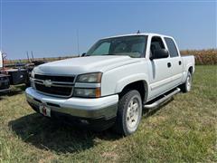 2006 Chevrolet Silverado 1500 4x4 Crew Cab Pickup 