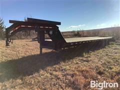 2009 PJ Gooseneck T/A Flatbed Trailer 