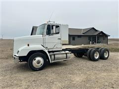 1987 Freightliner FLC112 T/A Cab & Chassis 