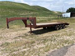1970 Steel Tri/A Flatbed Trailer W/Dovetail & Ramps 