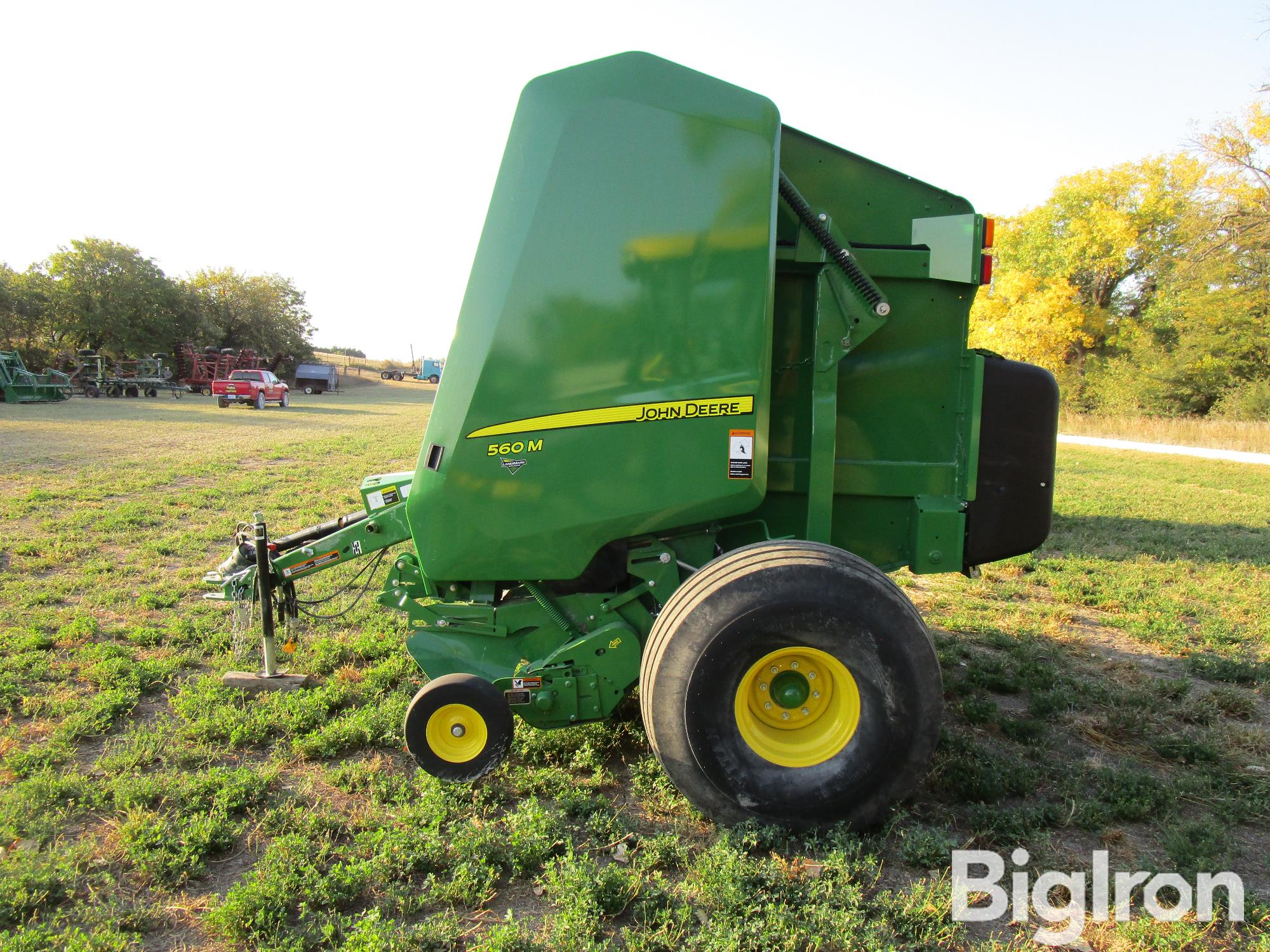 items/b90e2c221284ef119443000d3a620d5e/2021johndeere560m5x6roundbaler_33b2f704f99c45899c6562b66fdb13af.jpg