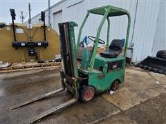 Clark Forklift 