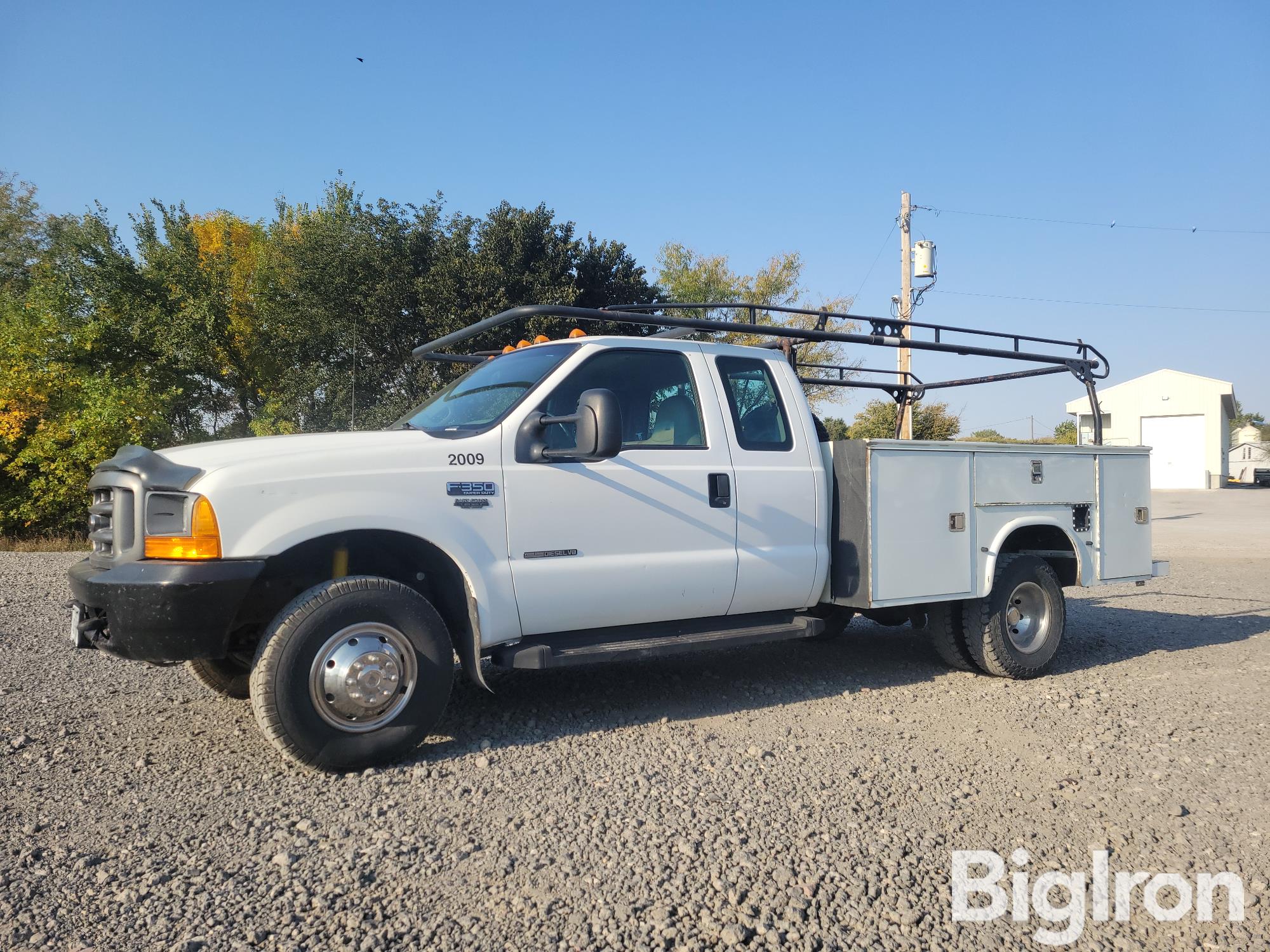 1999 Ford F350 XL Super Duty 4x4 Extended Cab Utility Truck 