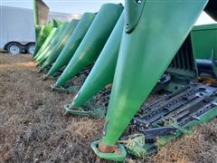 items/b932b0970644463c87e4f14340f3240c/2005johndeere893cornheader-2_9667244482d448a6b33d3e91519b2a2b.jpg