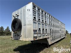 1994 Barrett T/A Livestock Trailer 