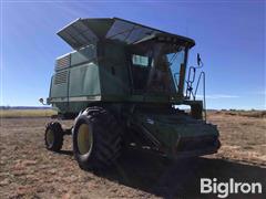 1994 John Deere 9600 2WD Combine 