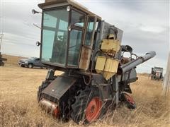 Gleaner E Combine 