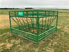 Green Acres Portable Hay Feeder 