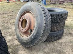 11R22.5 Tires 