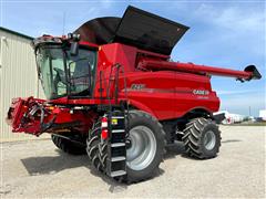 2022 Case IH 8250 2WD Combine 