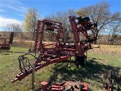 Sunflower 3030-25 Undercutter W/Anhydrous Applicator 