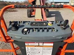 items/b9af5f19fa60ed11a76e0003fff934d4/2005jlg800saerialtelescopicboomlift_3b4ea96bcc1d417eafe15a8741fb75fd.jpg