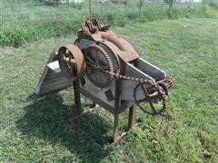 John Deere No. 2 2 Row Corn Sheller 