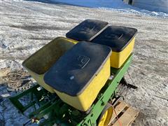 items/ba92d0c8caa7ed119ac400155d423b69/johndeere2rowplanter-15_e849cf15f7ad4671843ce2aab73210eb.jpg