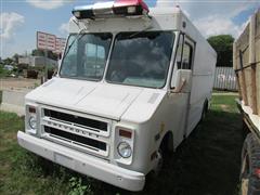 1980 Chevrolet P30 2WD Step Van 