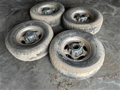 Ford 2500 265/75R16 Tires & Rims 