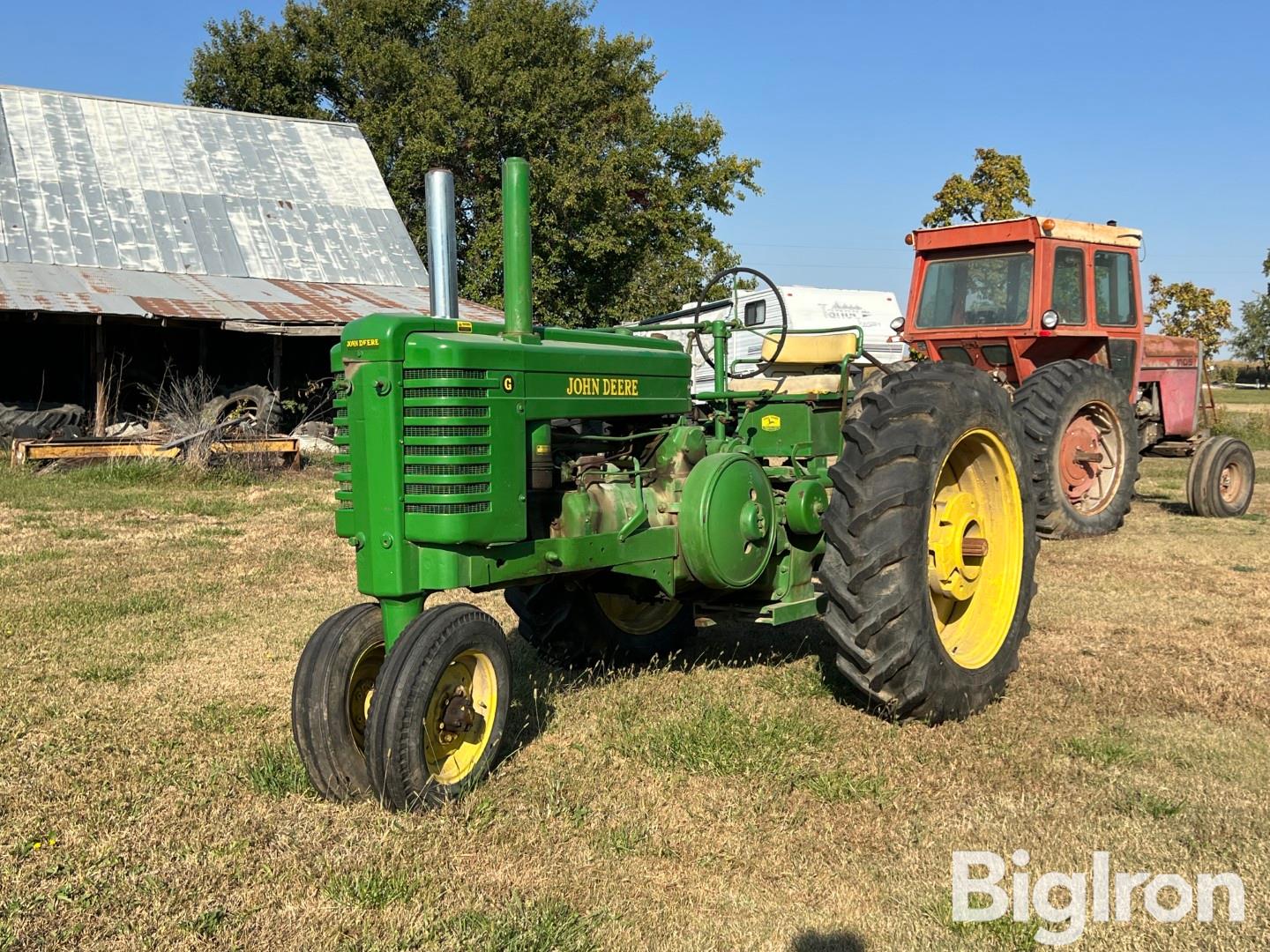 1948 John Deere G 2WD Tractor 