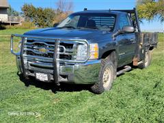 2008 Chevrolet Silverado 2500 4x4 Flatbed Pickup 