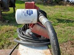 items/bb2fd76ab8bc4fc7920e95bf986bcd1b/100gallonl-shapedtransfertankwelectricpump_febf8d6179d54171be76d48808305692.jpg