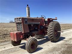 1976 International Hydro 100 2WD Tractor 