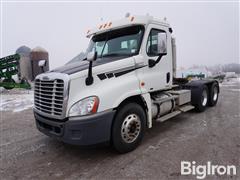 2009 Freightliner Cascadia 125 T/A Day Cab Truck Tractor 