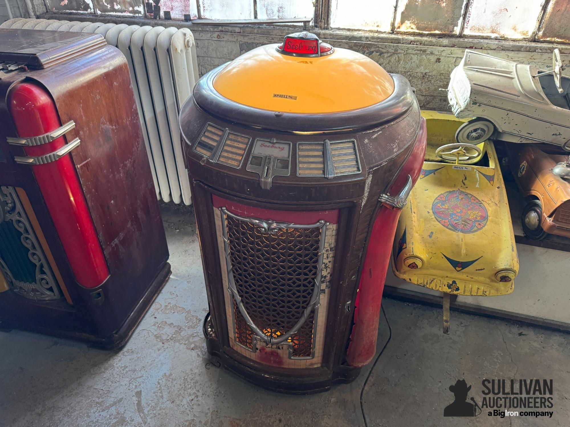 Seeburg Vintage "TrashCan" Jukebox 