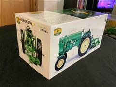 John Deere 40T Die Cast Tractor W/wide Front & Mounted 2 Bottom Plow 