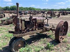 International F-12 2WD Tractor 