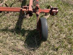 items/bd47a4900f2eee11a81c000d3a61103f/allis-chalmers1200fieldcultivator_fbd6f5d3ecc24cb9a022b9e11ec4405f.jpg