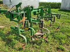 items/bdc91d01cfc74d13ac5fe8f38e2032e8/johndeere725cultivator-3_3490e4b2122b4795bb8eead6b37776c0.jpg