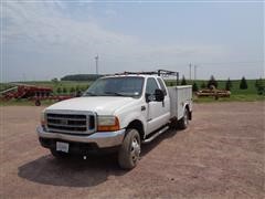 2000 Ford F350XLT Super Duty 4x4 Extended Cab Service Truck 