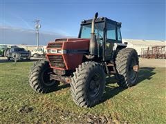 1986 Case IH 3394 MFWD Tractor 
