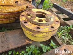 items/be1e0e398c3cf011a2d90022488dbc81/john-deere-tractor-weights-and-dual-hubs_194aff805c304c24aca6796d11d6e6d1.jpg