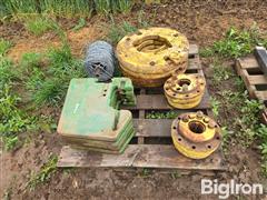 items/be1e0e398c3cf011a2d90022488dbc81/john-deere-tractor-weights-and-dual-hubs_af2eb9d2b350469f8480ac67ed38da72.jpg