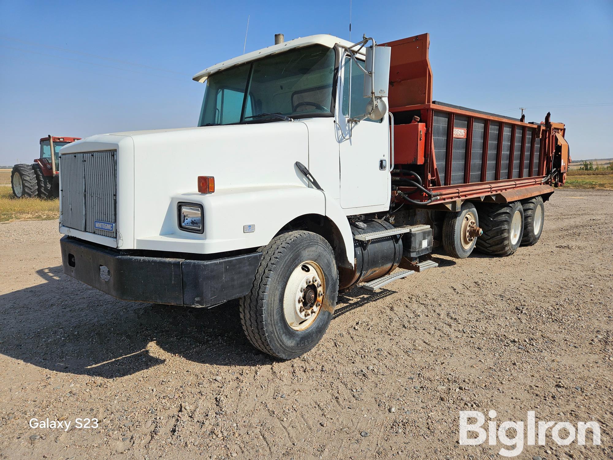 1994 White GMC WG64T Tri/A Manure Spreader Truck W/Air-Lift Pusher Axle 