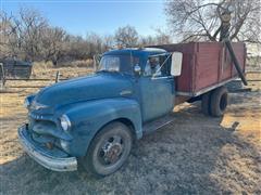 1954 Chevrolet 6400 S/A Grain Truck 