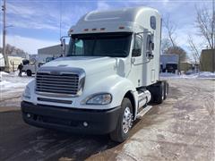 2007 Freightliner Columbia 120 T/A Truck Tractor 